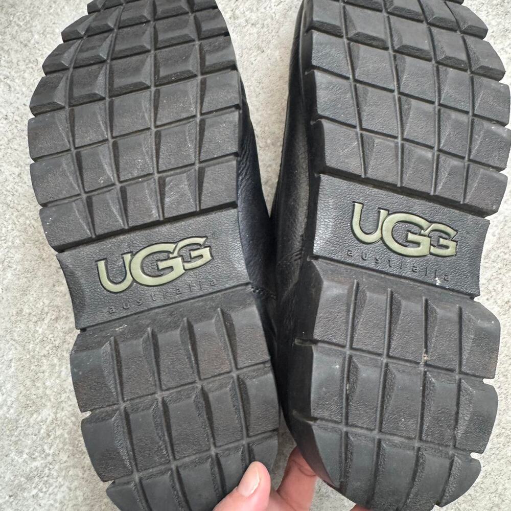 UGG AUSTRALIA MENS LEATHER SLIP ON MULES SZ 11 - Picture 3 of 5